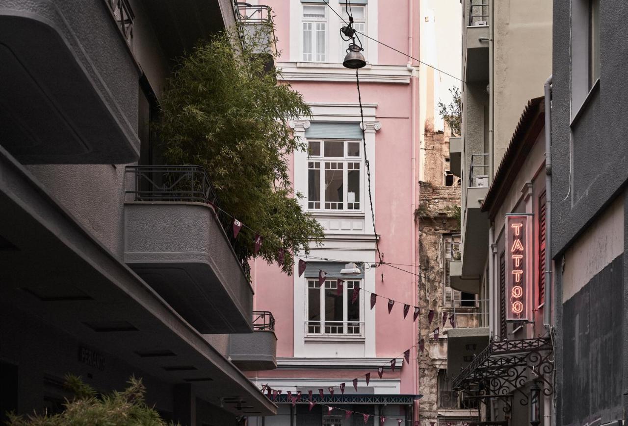 Perianth Hotel Athens Luaran gambar A street in the quarter