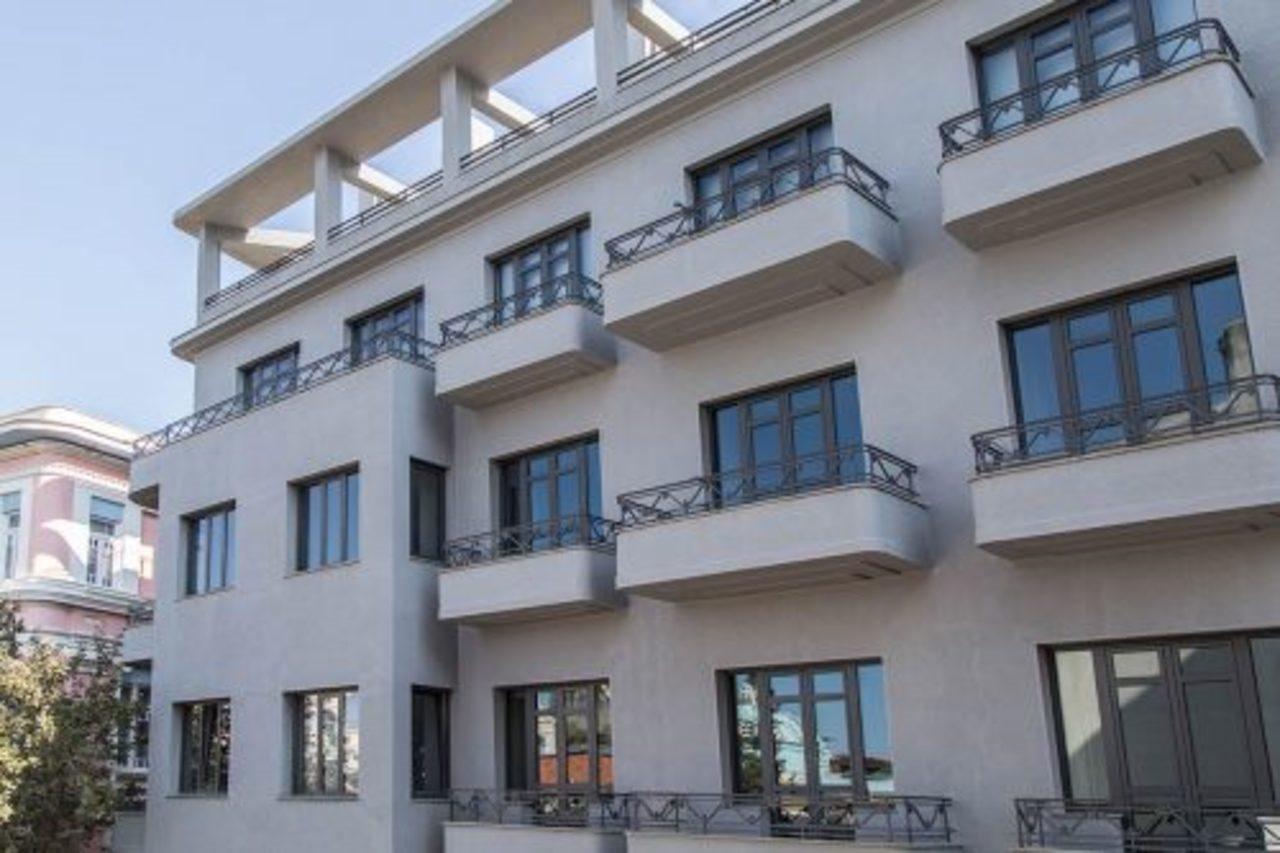 Perianth Hotel Athens Luaran gambar The building of the university library